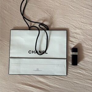 Chanel White and Black Shopping Bag
